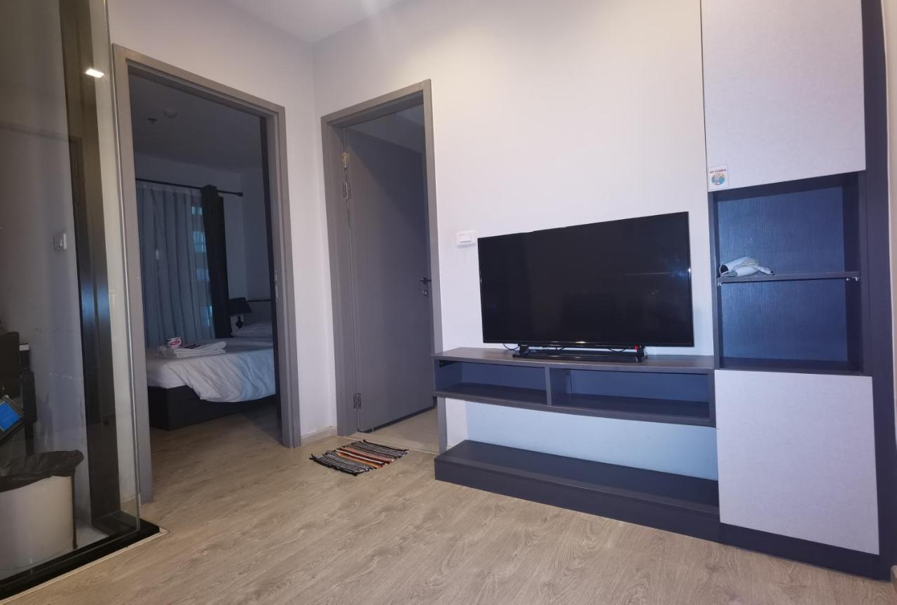 Llx Apartments At The Base Condo Pattaya Extérieur photo
