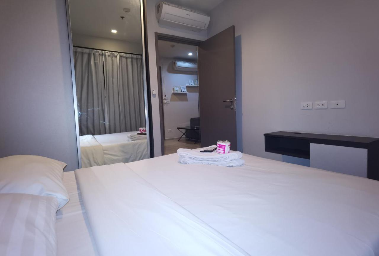 Llx Apartments At The Base Condo Pattaya Extérieur photo