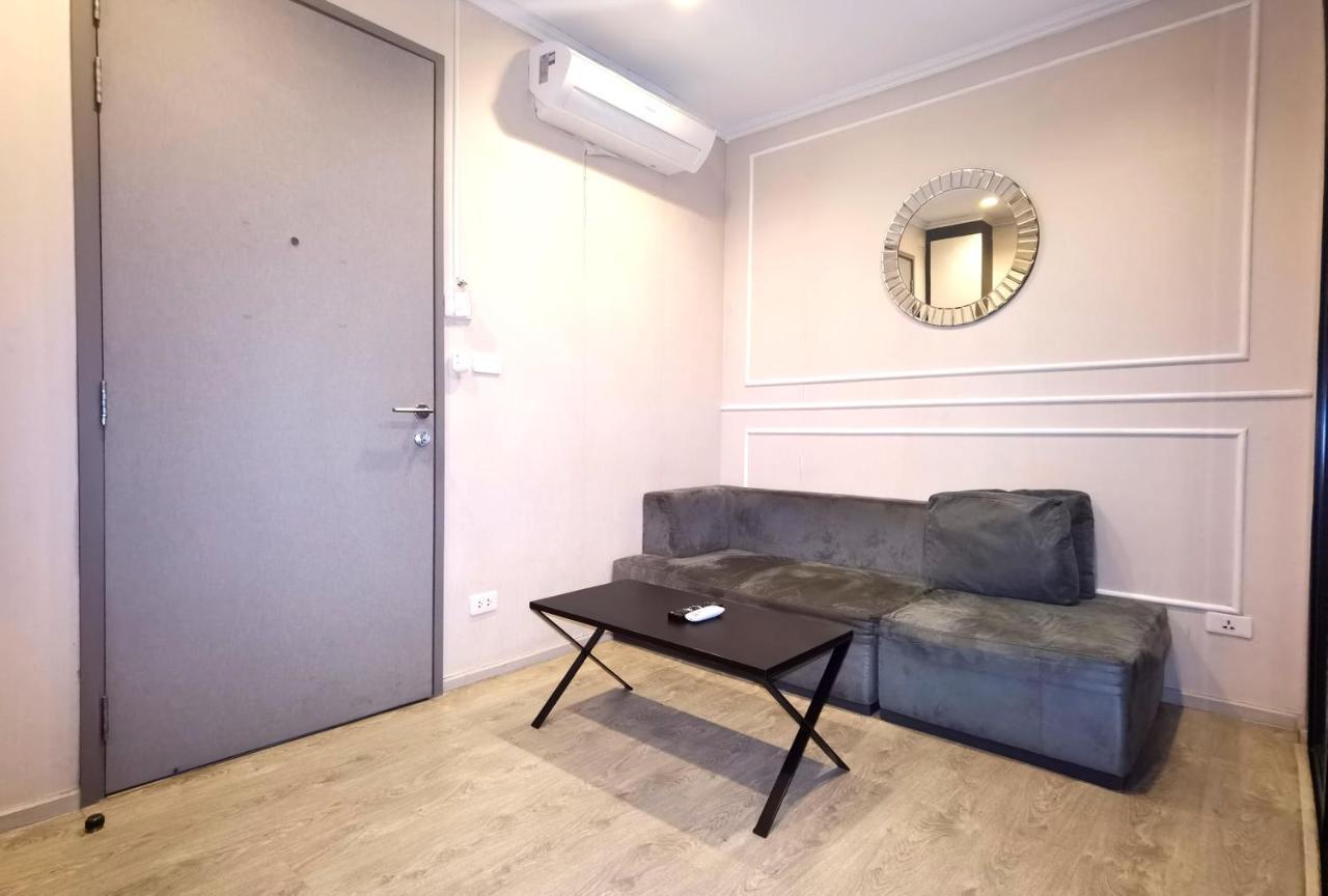 Llx Apartments At The Base Condo Pattaya Extérieur photo