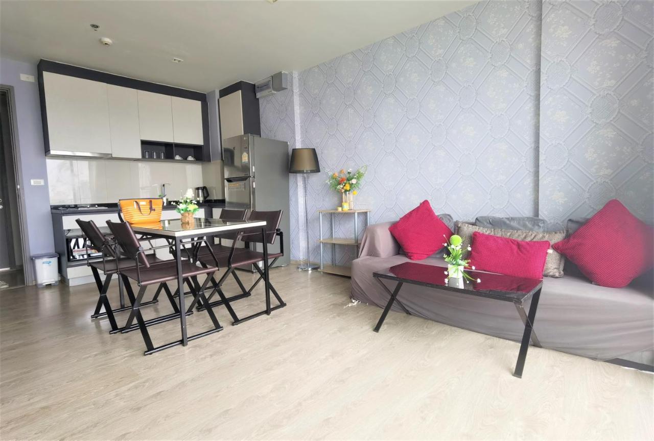 Llx Apartments At The Base Condo Pattaya Extérieur photo