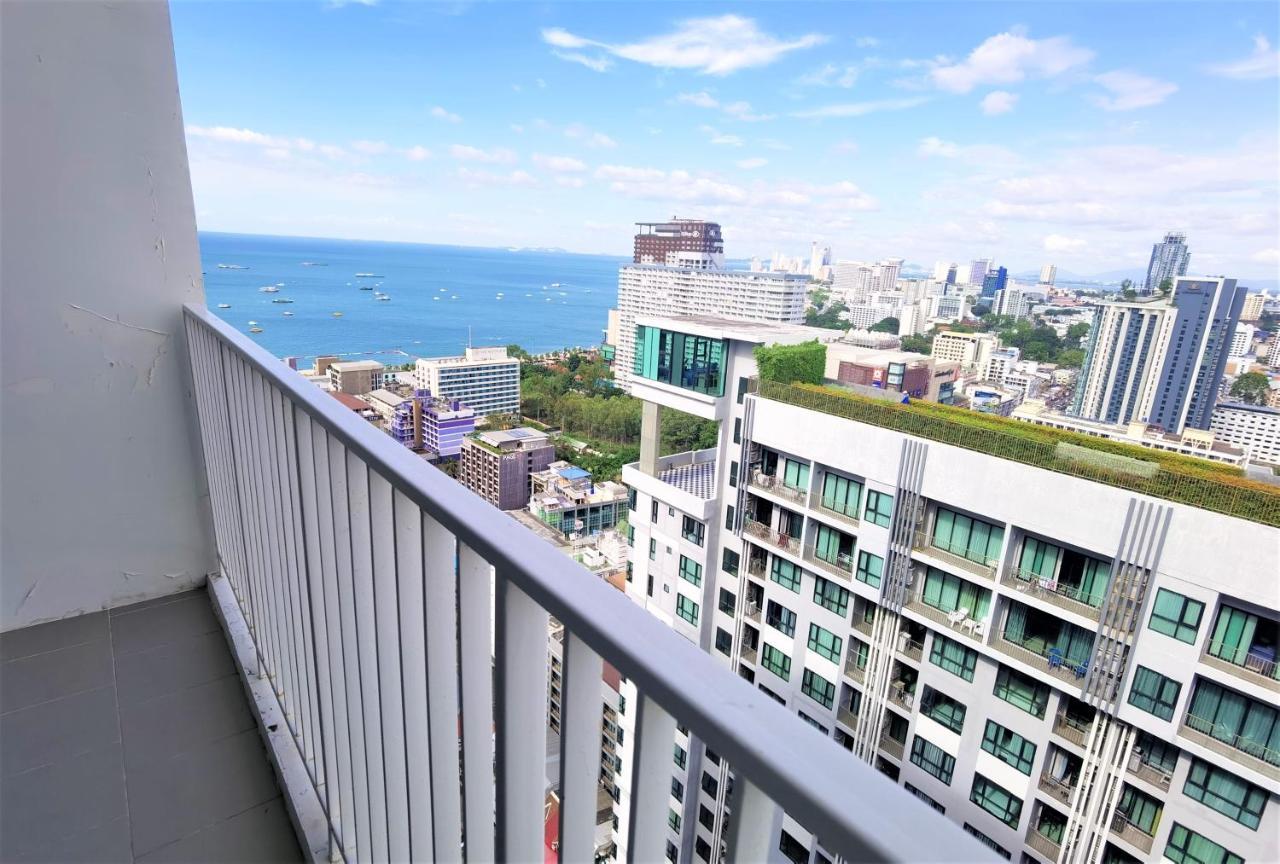 Llx Apartments At The Base Condo Pattaya Extérieur photo