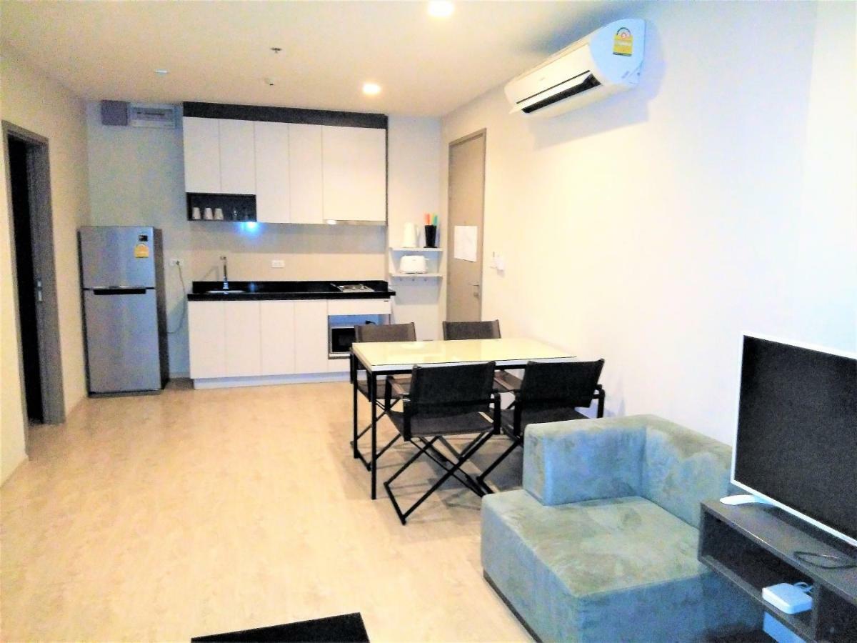 Llx Apartments At The Base Condo Pattaya Extérieur photo