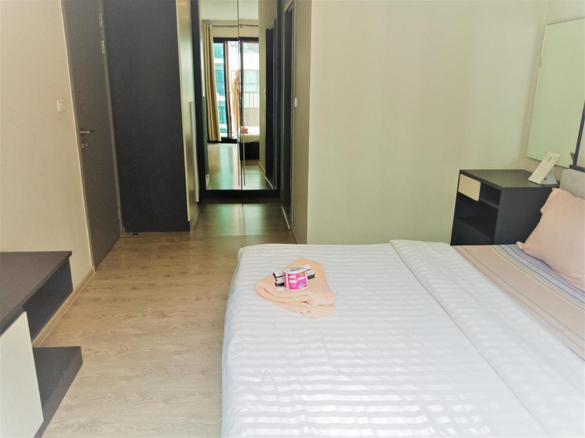 Llx Apartments At The Base Condo Pattaya Extérieur photo