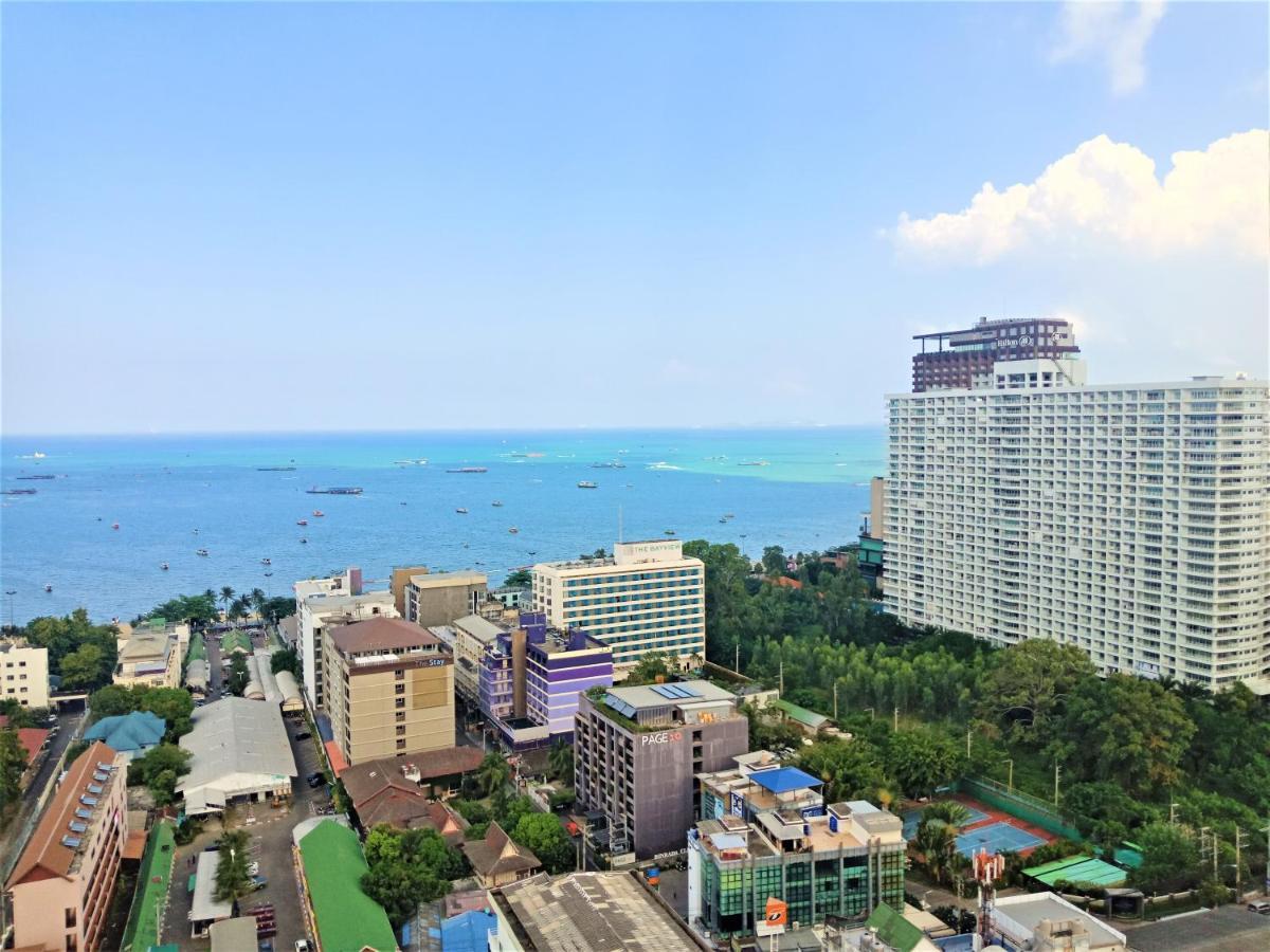 Llx Apartments At The Base Condo Pattaya Extérieur photo